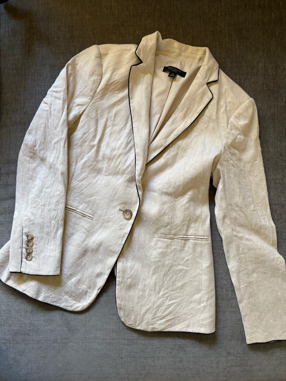 Ann Taylor Cream Linen Blazer with Black Piping